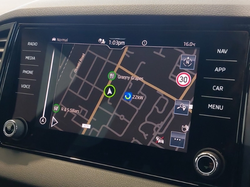 Used Skoda Karoq 2024 for sale - 76383817: Photo 10