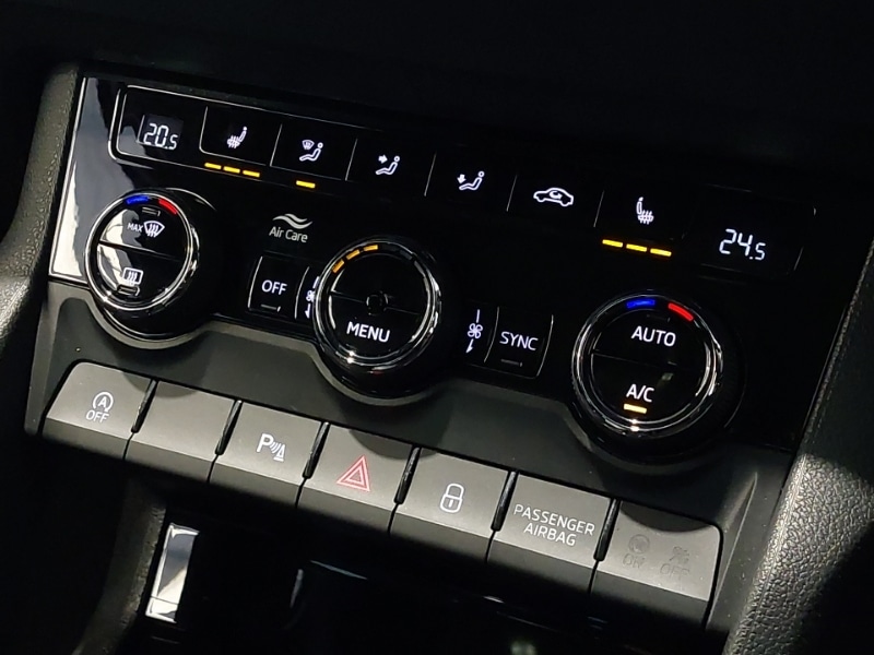 Used Skoda Karoq 2024 for sale - 76383817: Photo 11