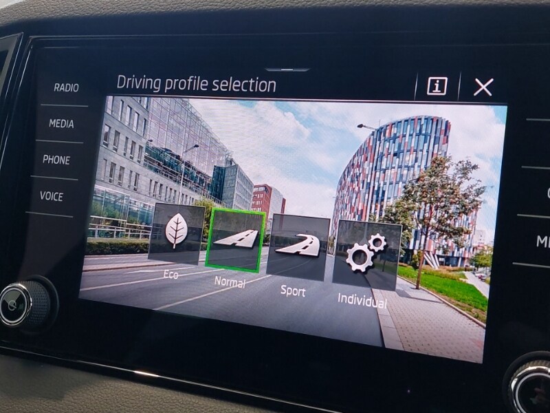 Used Skoda Karoq 2024 for sale - 76383817: Photo 19