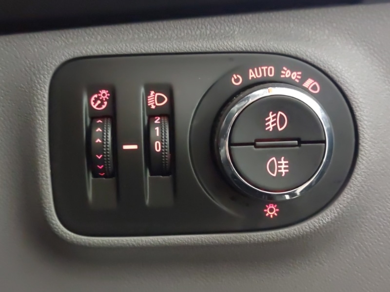 Used Vauxhall Corsa 2018 for sale - 77669648: Photo 15