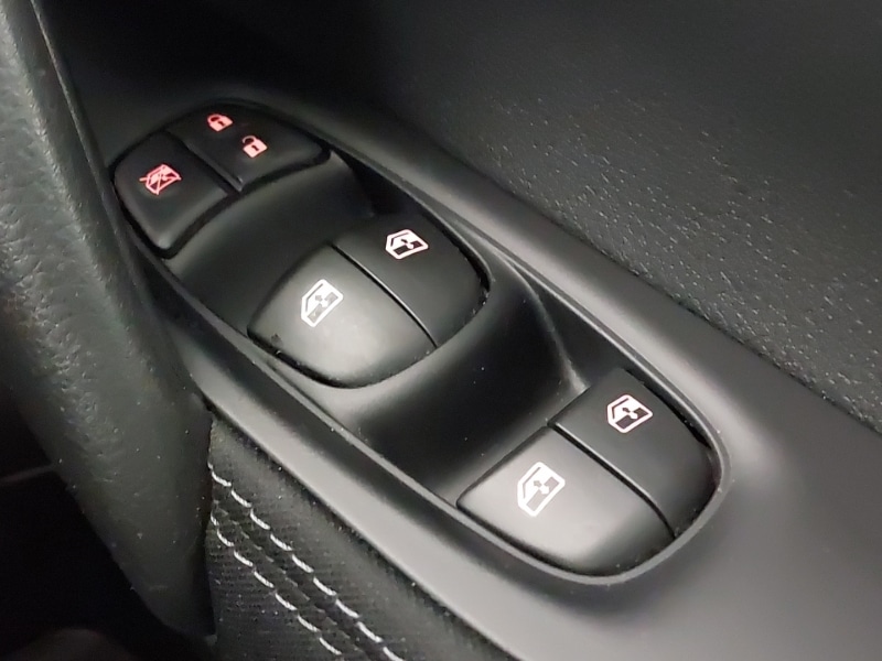 Used Nissan Qashqai 2018 for sale - 76408152: Photo 16