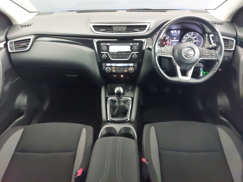 Used Nissan Qashqai 2018 for sale - 76408152: Photo 2