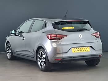 Used Renault Clio 2023 for sale - 79772736: Photo