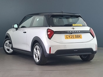 Used MINI Cooper 2025 for sale - 79529576: Photo