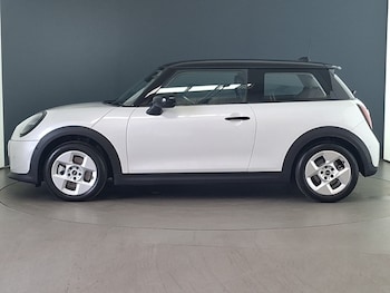 Used MINI Cooper 2025 for sale - 79529576: Photo