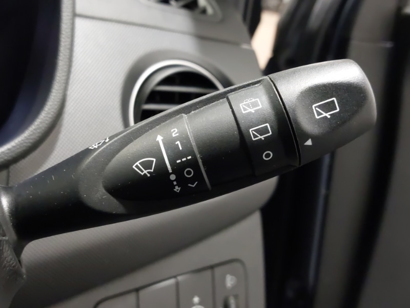 Used Hyundai i10 2017 for sale - 76365615: Photo 17