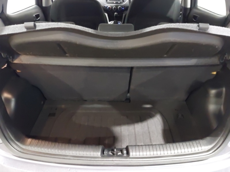 Used Hyundai i10 2017 for sale - 76365615: Photo 8