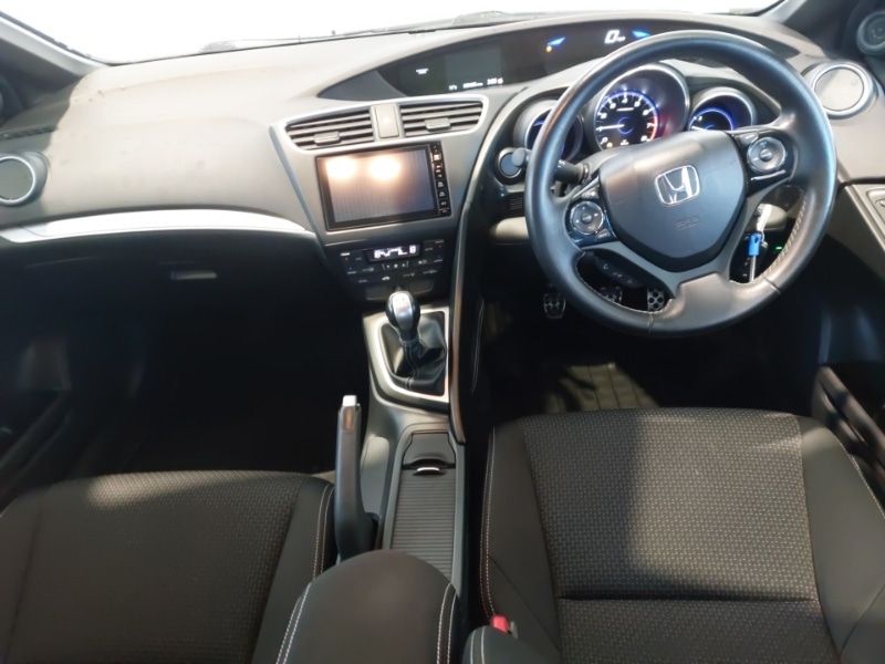 Used Honda Civic 2016 for sale - 77750932: Photo 2