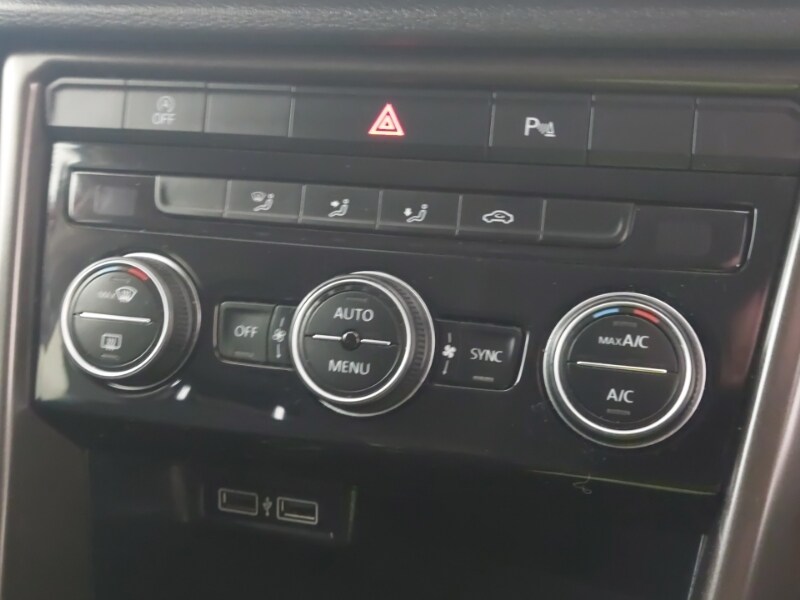 Used Volkswagen T-Roc 2019 for sale - 77948101: Photo 15