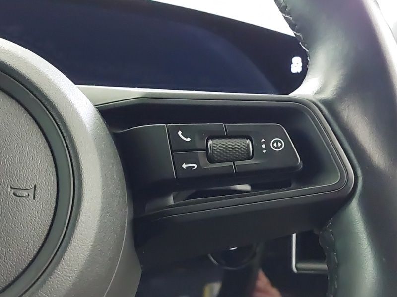 Used Porsche Taycan 2021 for sale - 77652213: Photo 13