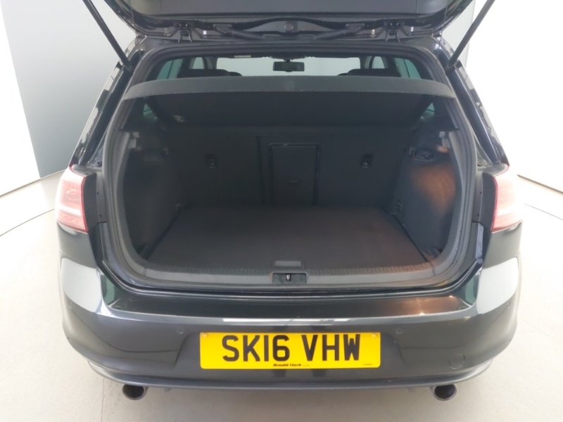 Used Volkswagen Golf 2016 for sale - 76169671: Photo 8
