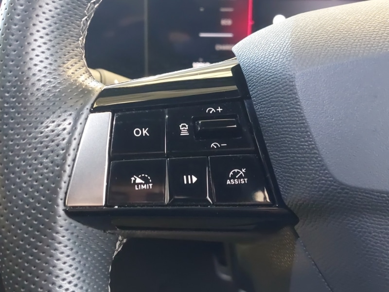 Used Vauxhall Astra 2024 for sale - 76893462: Photo 18