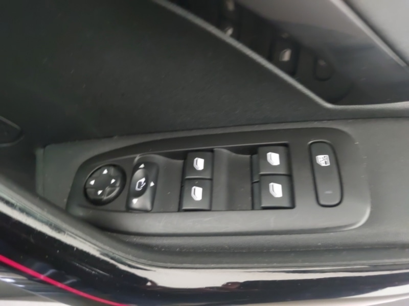 Used Peugeot 2008 2018 for sale - 77881544: Photo 19