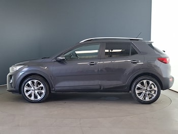 Used Kia Stonic 2020 for sale - 78987792: Photo