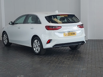 Used Kia Ceed 2022 for sale - 75633724: Photo