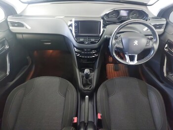 Used Peugeot 208 2019 for sale - 78391774: Photo