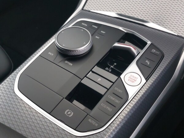 Used BMW 3 Series 2024 for sale - 75326340: Photo 15