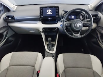 Used Toyota Yaris 2022 for sale - 77004542: Photo