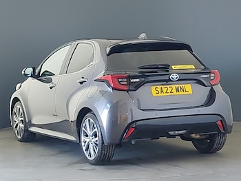 Used Toyota Yaris 2022 for sale - 77004542: Photo