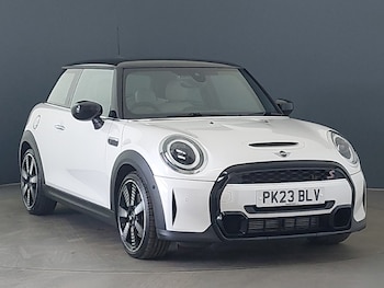 Used MINI Hatch 2023 for sale - 78317951: Photo