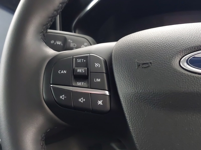 Used Ford Focus 2023 for sale - 78013634: Photo 14