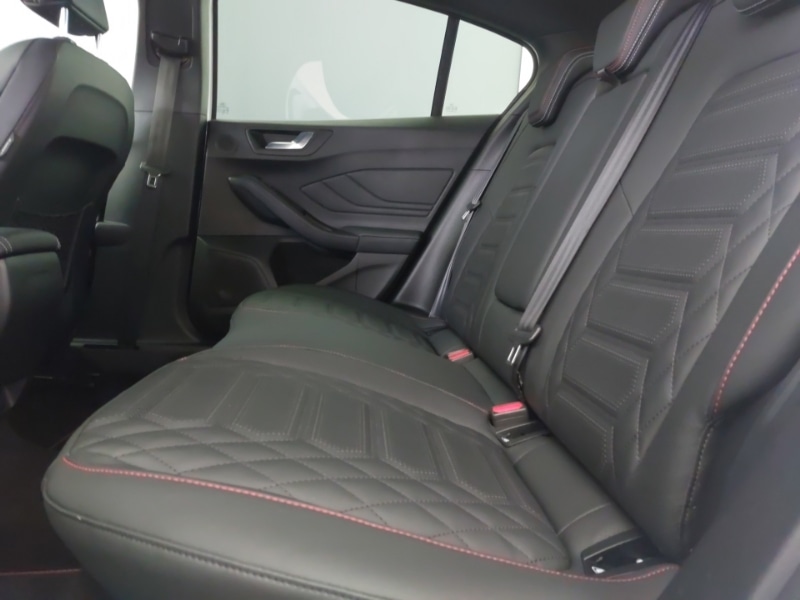 Used Ford Focus 2023 for sale - 78033359: Photo 6