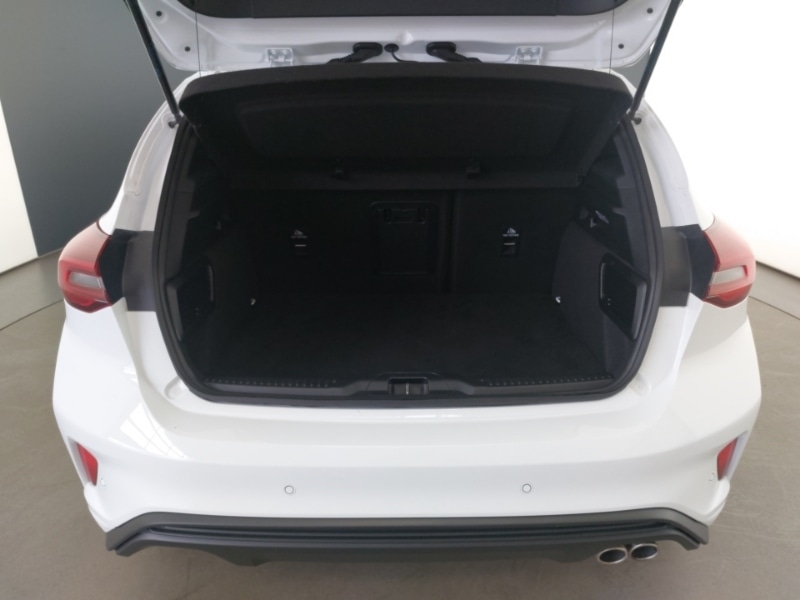 Used Ford Focus 2023 for sale - 78033359: Photo 8