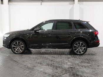 Used Audi Q7 2022 for sale - 76970526: Photo