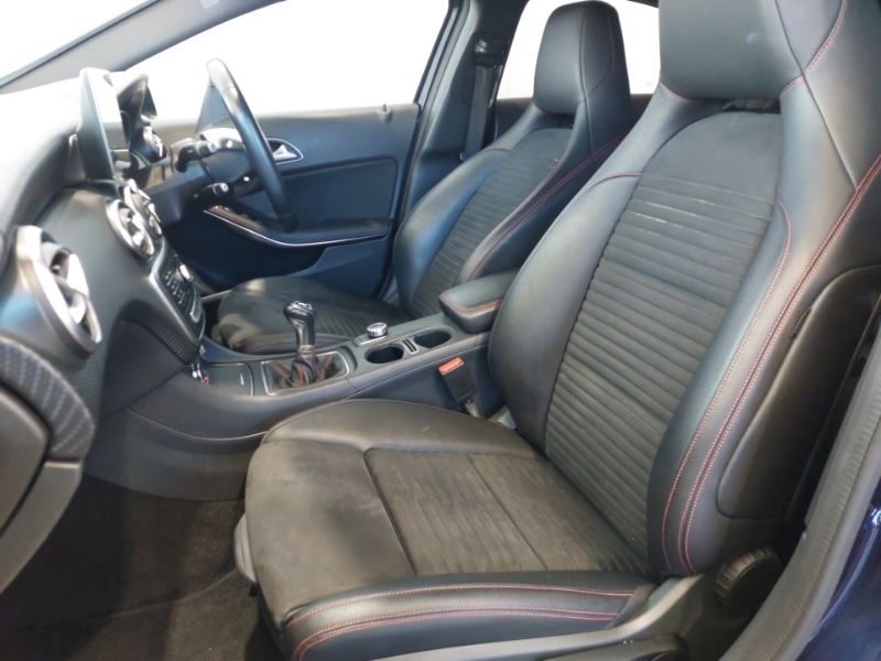 Used Mercedes-Benz A-Class 2017 for sale - 77652199: Photo 5