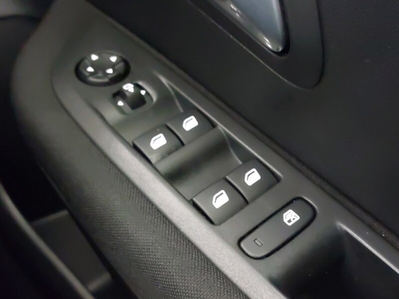 Used Peugeot 208 2022 for sale - 77548813: Photo 15