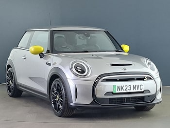 Used MINI Hatch 2023 for sale - 79056759: Photo