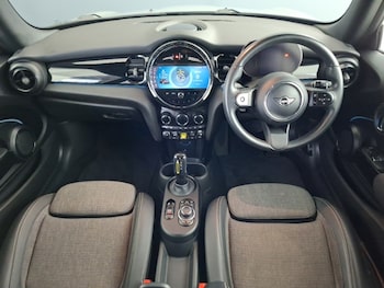 Used MINI Hatch 2023 for sale - 79056759: Photo