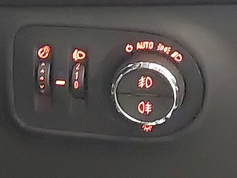 Used Vauxhall Corsa 2015 for sale - 76935554: Photo 19