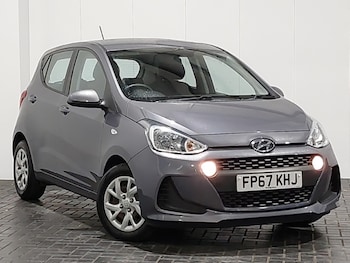 Used Hyundai i10 2017 for sale - 76427576: Photo