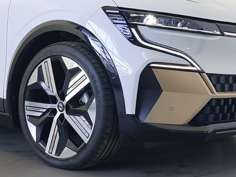 Used Renault Megane E Tech 2023 for sale - 77108305: Photo 9