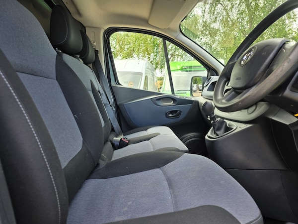 Used Vauxhall Vivaro 2019 for sale - 75568781: Photo 18
