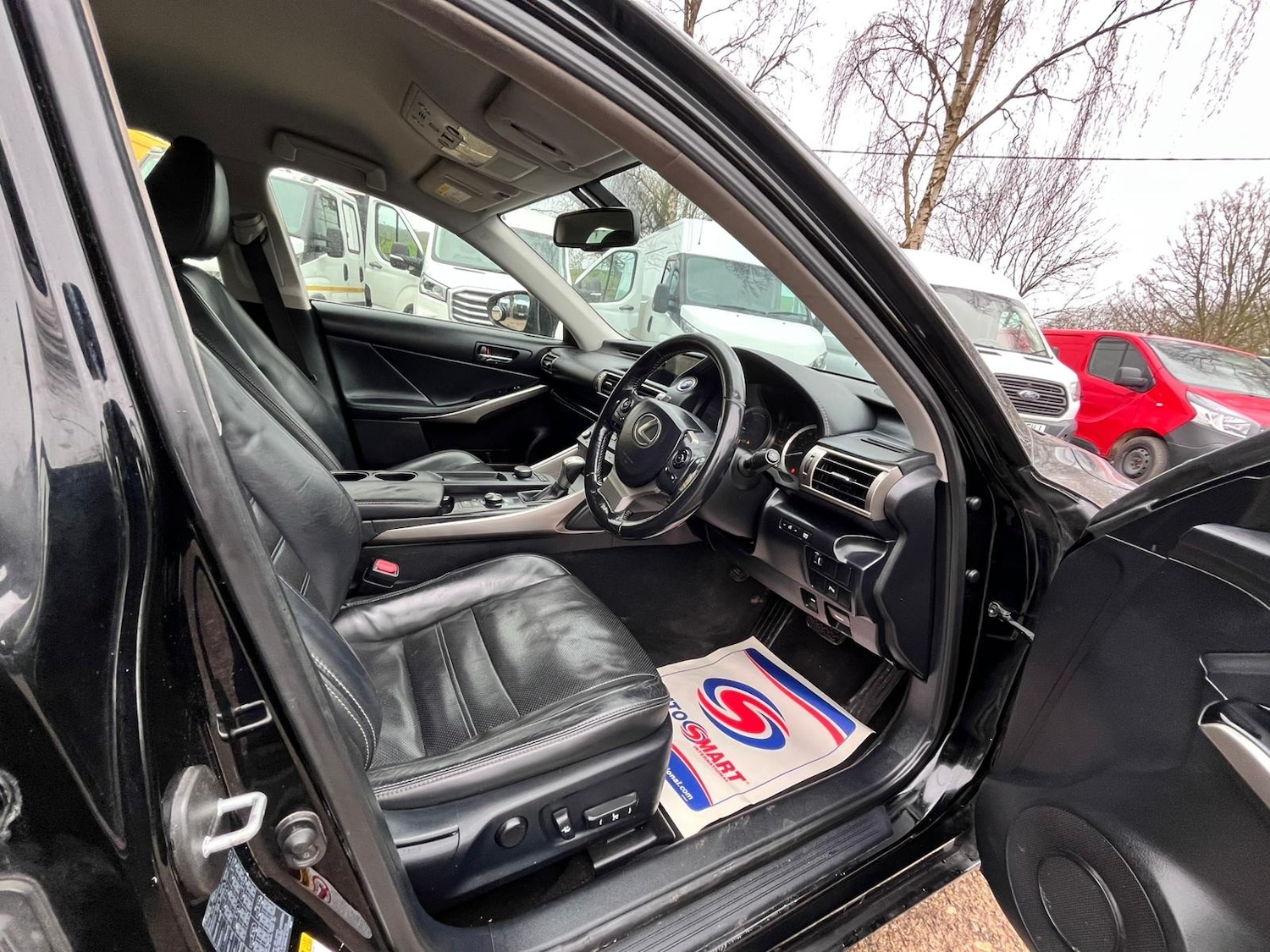 Used Lexus IS 2015 for sale - 77790399: Photo 12