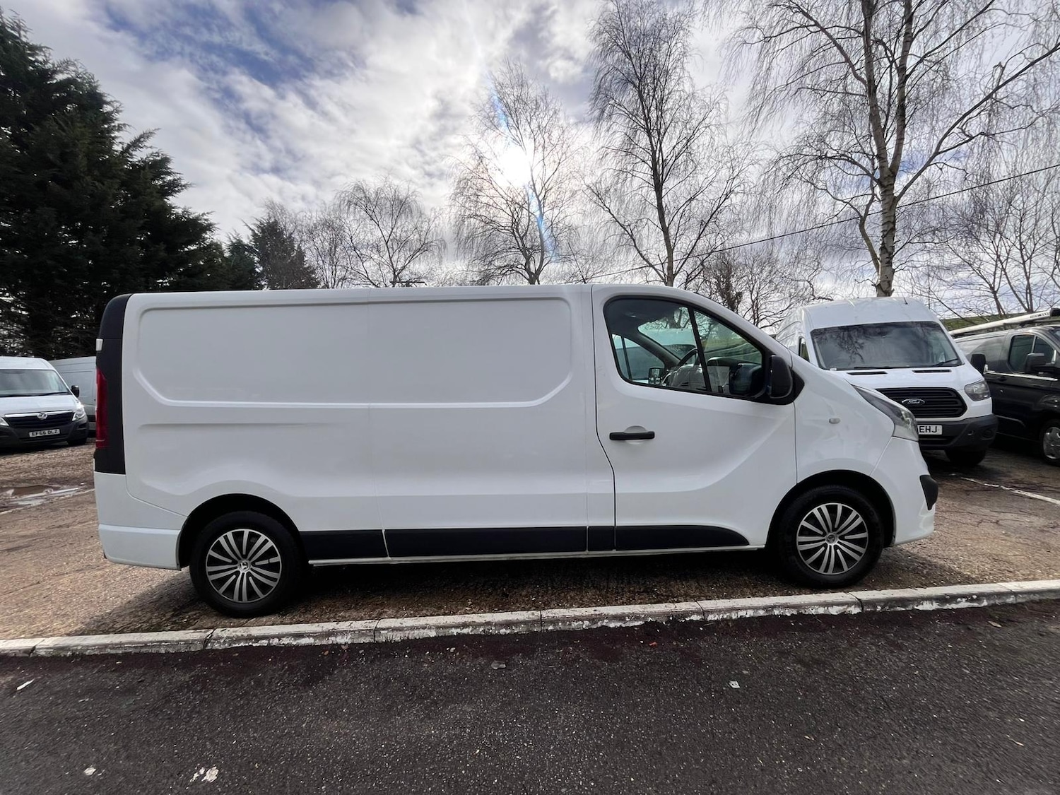 Used Vauxhall Vivaro 2018 for sale - 77663086: Photo 7