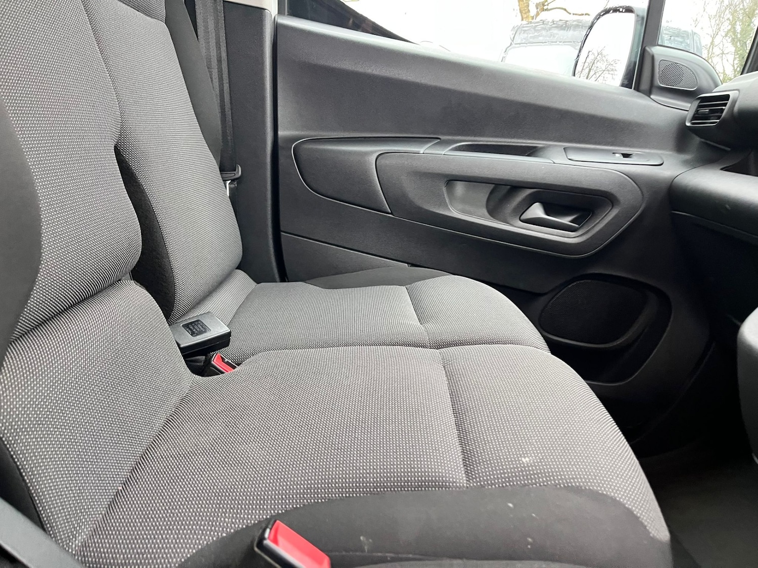 Used Peugeot Partner 2019 for sale - 77301506: Photo 19