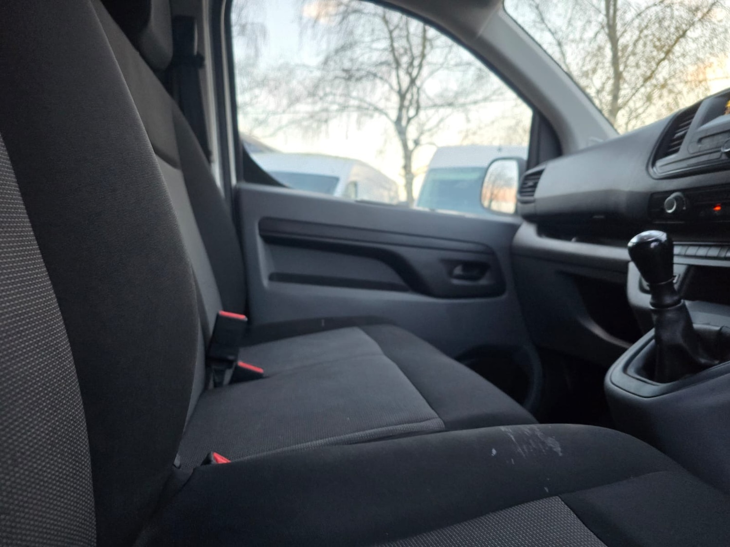 Used Peugeot Expert 2017 for sale - 77931909: Photo 16