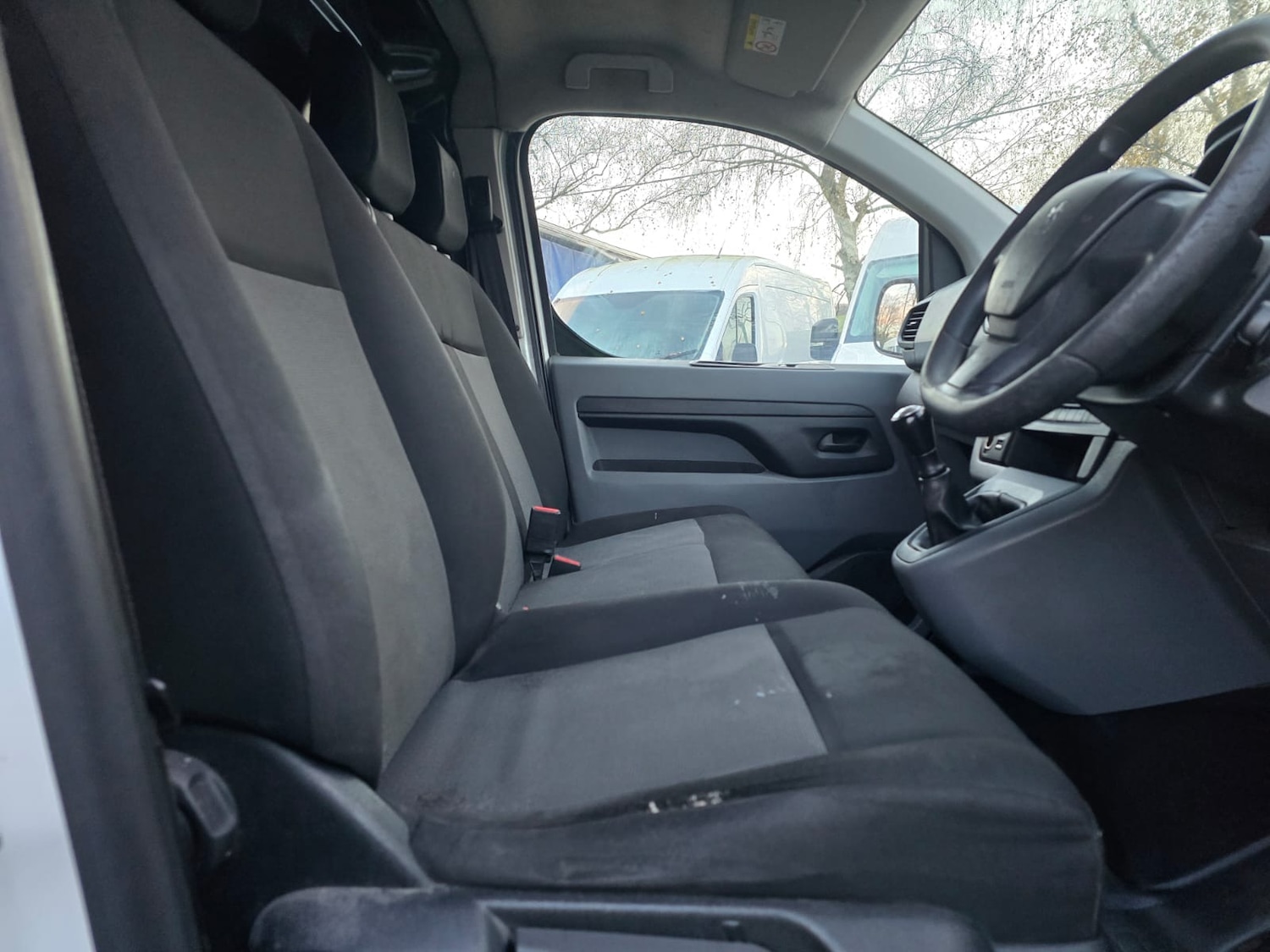 Used Peugeot Expert 2017 for sale - 77931909: Photo 18