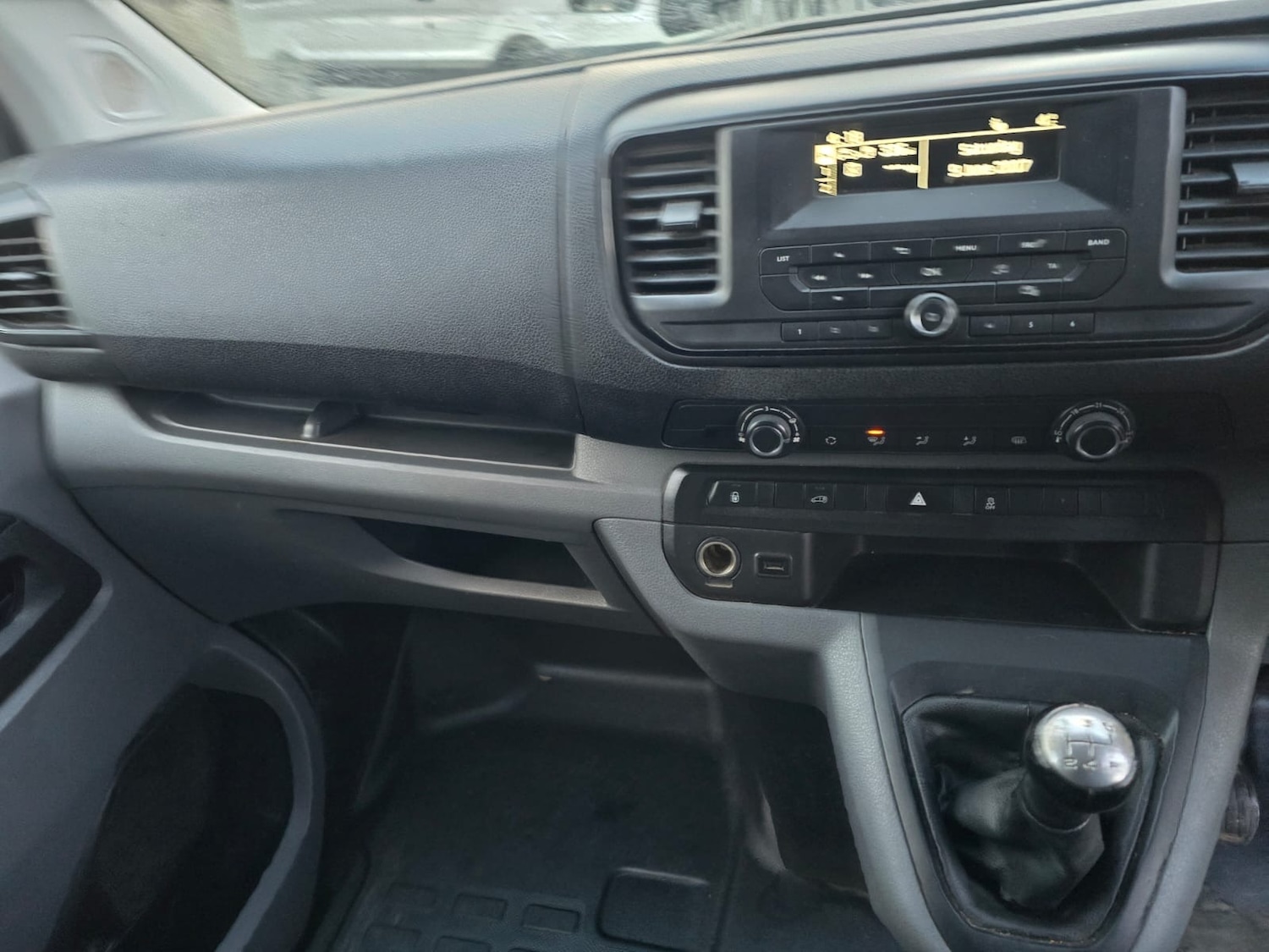 Used Peugeot Expert 2017 for sale - 77931909: Photo 19