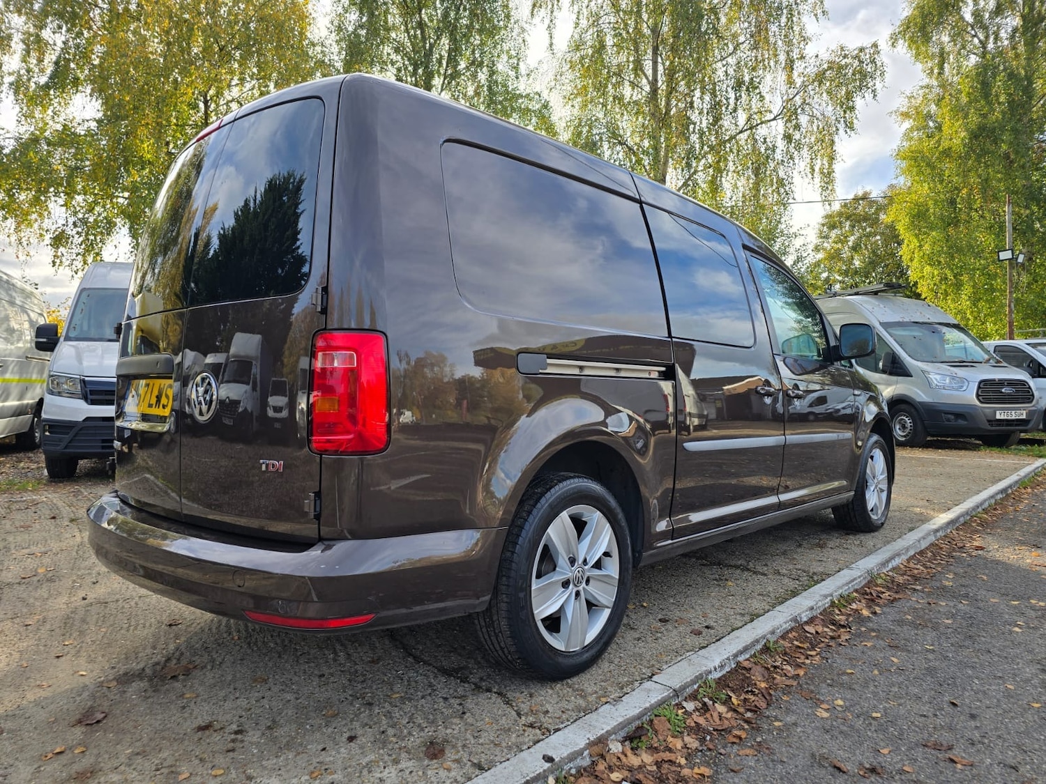 Used Volkswagen Caddy Maxi 2017 for sale - 76437332: Photo 10