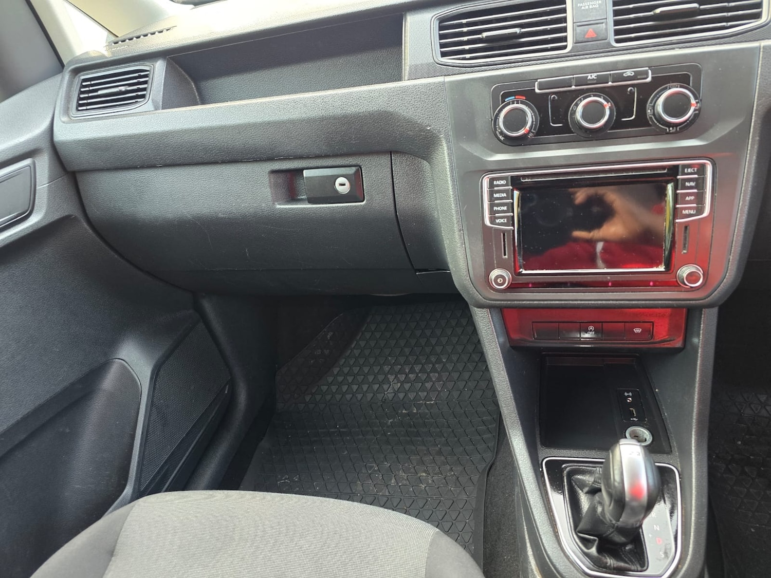 Used Volkswagen Caddy Maxi 2017 for sale - 76437332: Photo 22