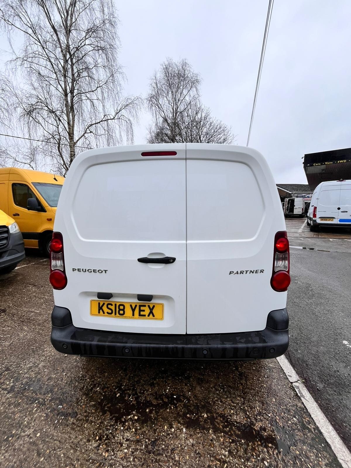 Used Peugeot Partner 2018 for sale - 77763134: Photo 11