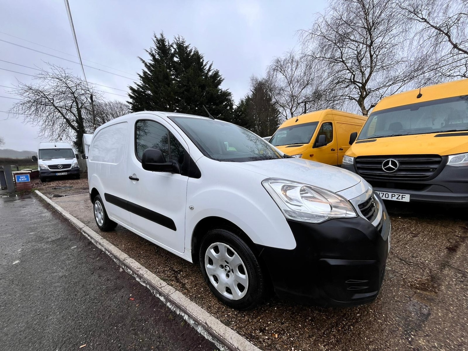 Used Peugeot Partner 2018 for sale - 77763134: Photo 2