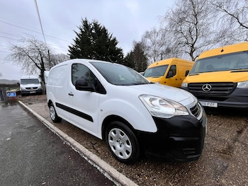 Used Peugeot Partner 2018 for sale - 77763134: Photo