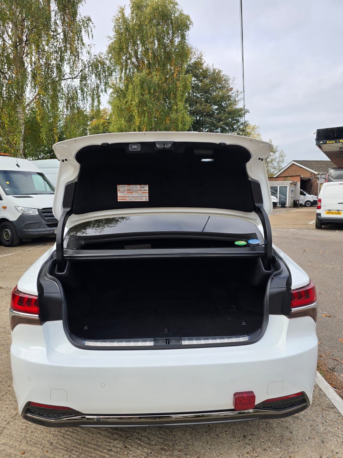 Used Lexus LS 2018 for sale - 76302478: Photo 11