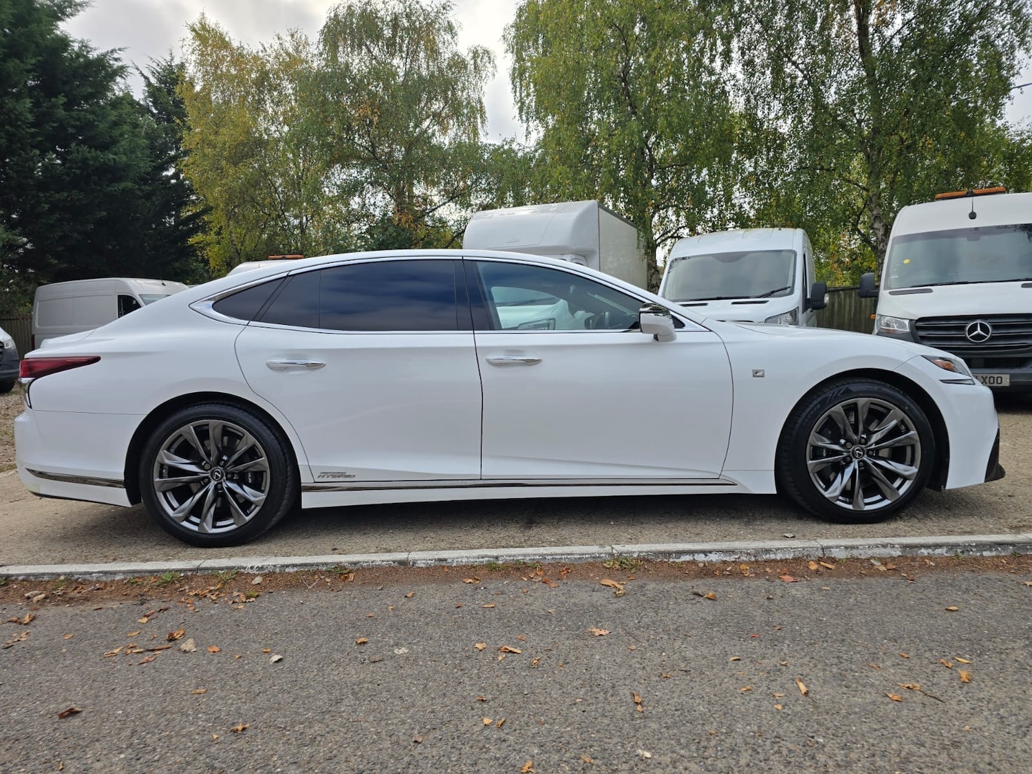 Used Lexus LS 2018 for sale - 76302478: Photo 6