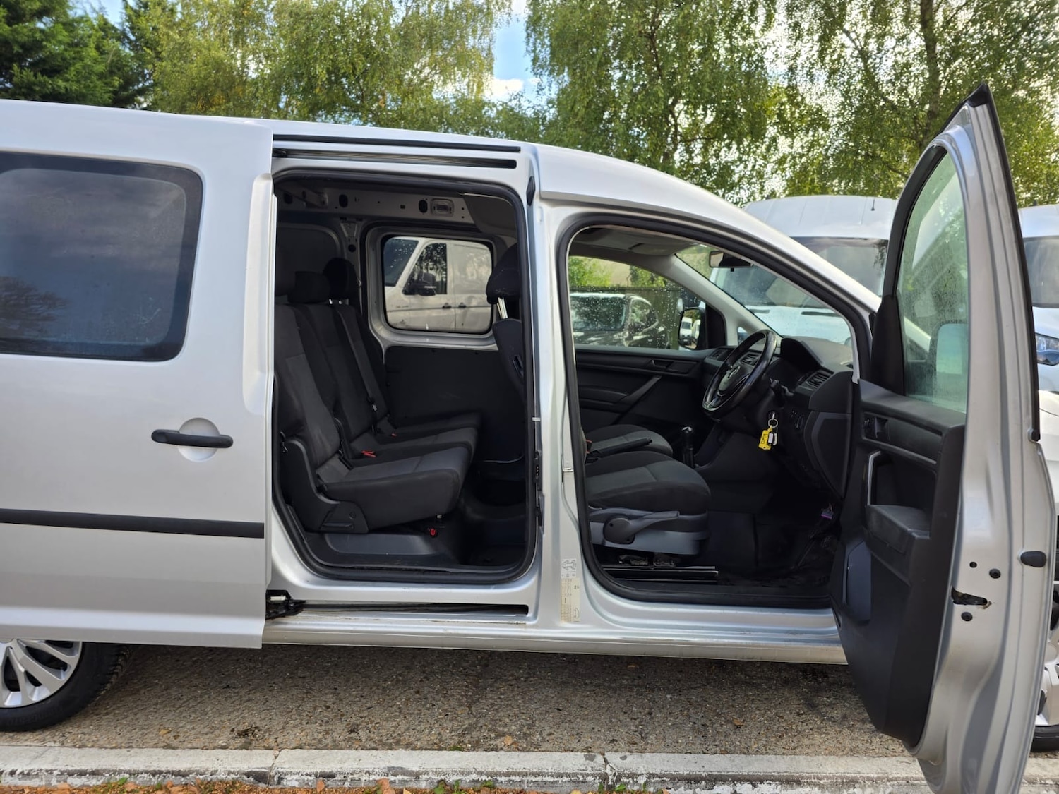 Used Volkswagen Caddy Maxi 2019 for sale - 77691054: Photo 12